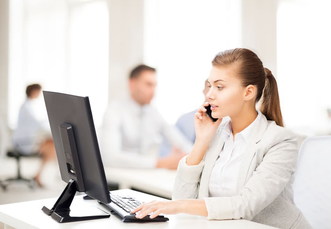 informacje o zarobkach przez telefon