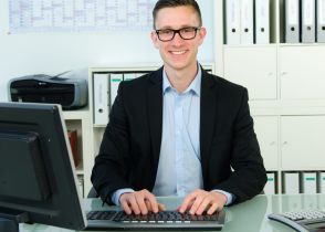 Jak aktualizować oprogramowanie do prowadzenia dokumentacji medycznej