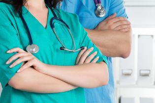 Projekt nowelizacji ustawy covidowej nie gwarantuje dostatecznego wsparcia dla lekarzy