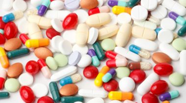 Darowizny leków – kiedy można je przyjąć bez naruszania prawa