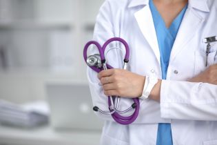Lekarzu – sprawdź, jak wybrać odpowiednie ubezpieczenie