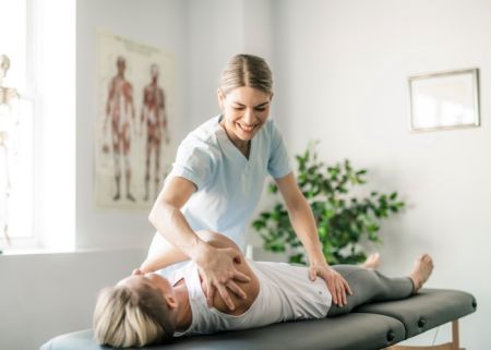 nowe uprawnienia pielegniarek i fizjoterapeutow