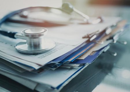 praktyki pseudomedyczne i kara dla kierownika placowki medycznej